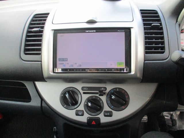 NISSAN NOTE 2012 Image 31