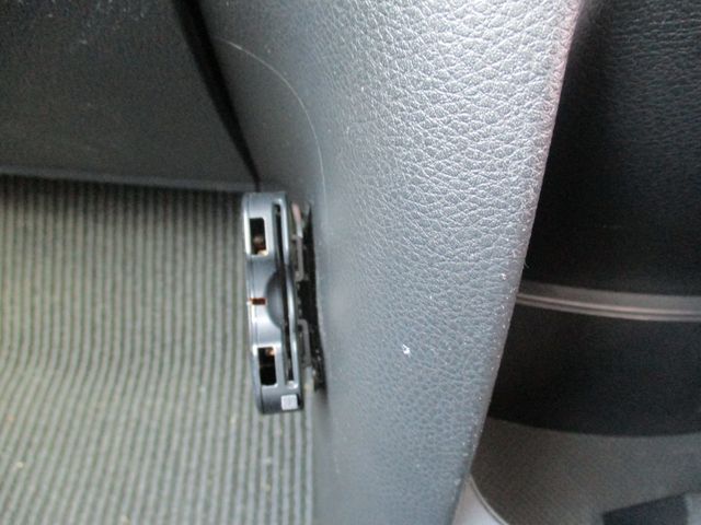 NISSAN NOTE 2012 Image 31