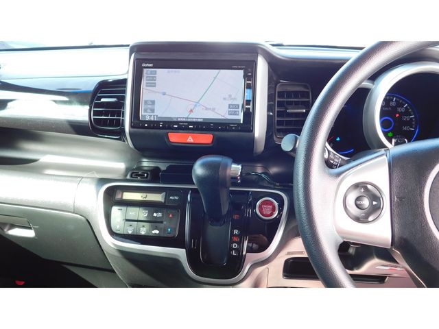 HONDA N BOX CUSTOM 2015 Image 31