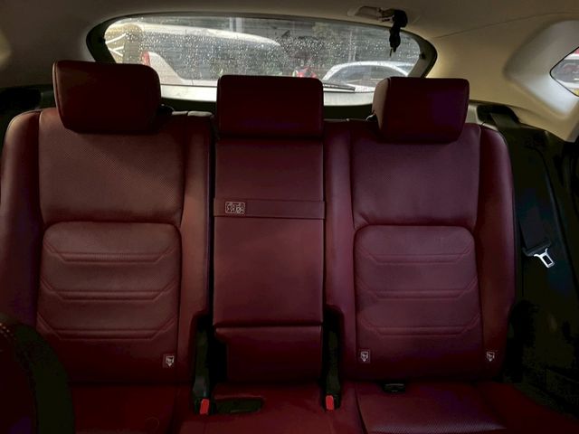 TOYOTA LEXUS NX300H 2019 Image 31