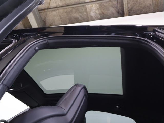 PORSCHE CAYENNE COUP 2024 Image 31