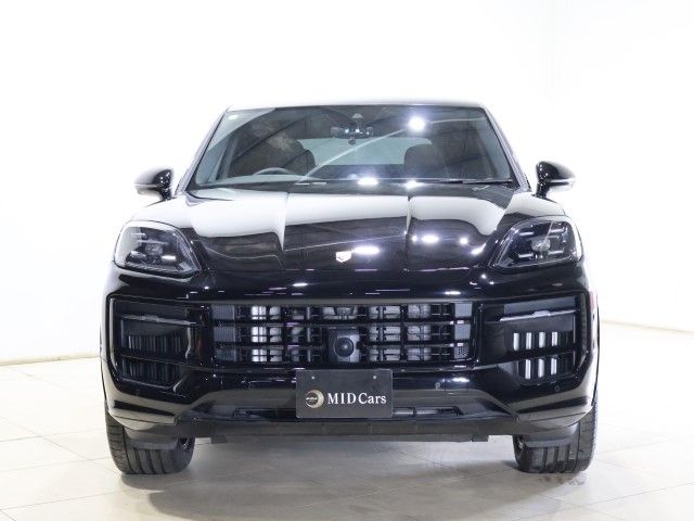 PORSCHE CAYENNE COUP 2024 Image 31