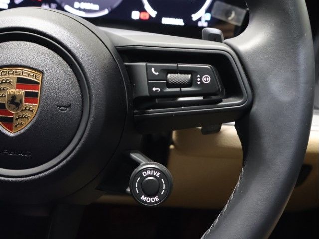 PORSCHE CAYENNE COUP 2024 Image 31