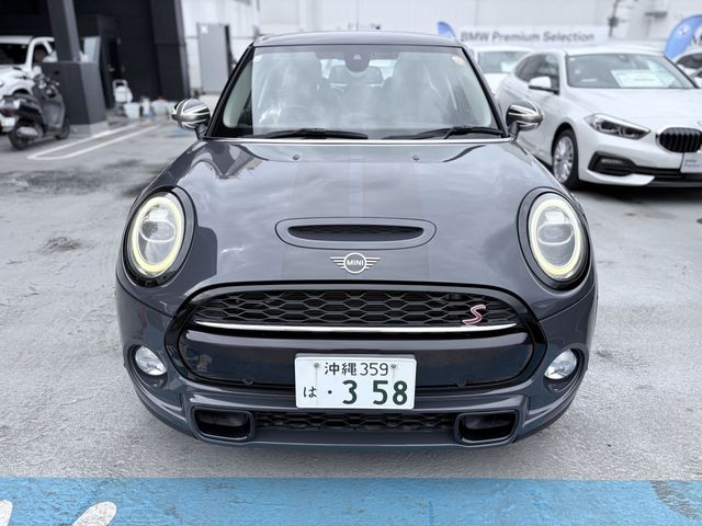 BMW MINI COOPER S 5DOOR 2019 Image 31