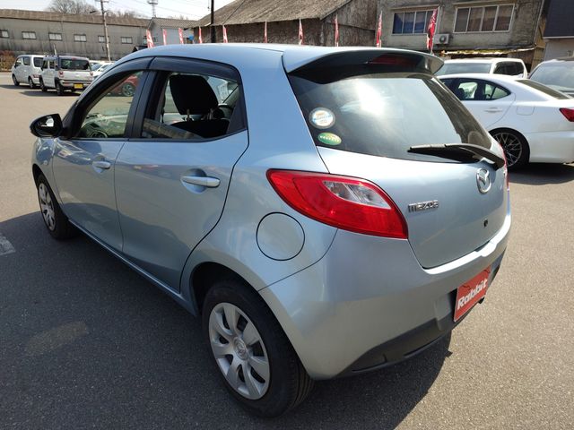 MAZDA DEMIO 2013 Image 31