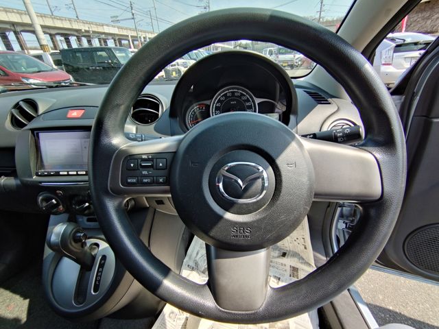 MAZDA DEMIO 2013 Image 31