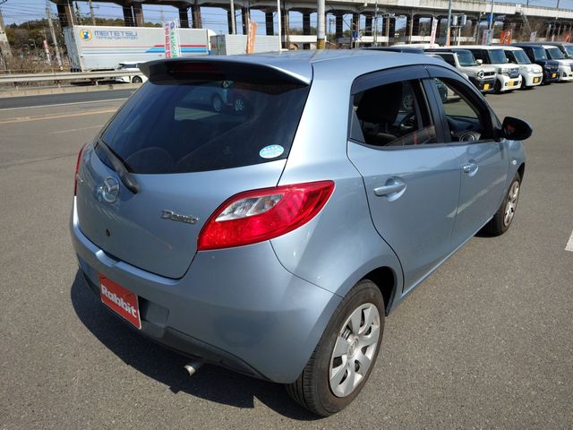 MAZDA DEMIO 2013 Image 31