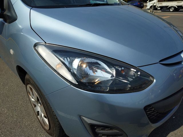 MAZDA DEMIO 2013 Image 31