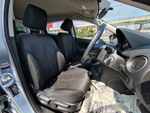 MAZDA DEMIO 2013 Image 31