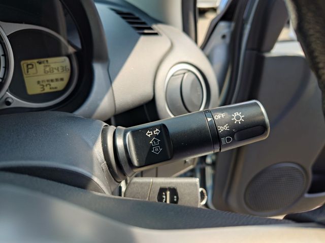 MAZDA DEMIO 2013 Image 31