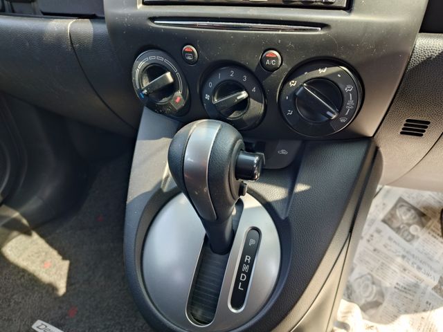 MAZDA DEMIO 2013 Image 31