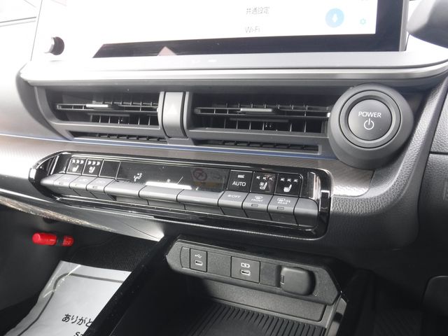 TOYOTA PRIUS 2024 Image 31