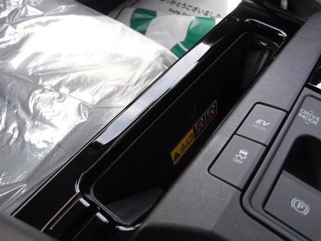 TOYOTA PRIUS 2024 Image 31