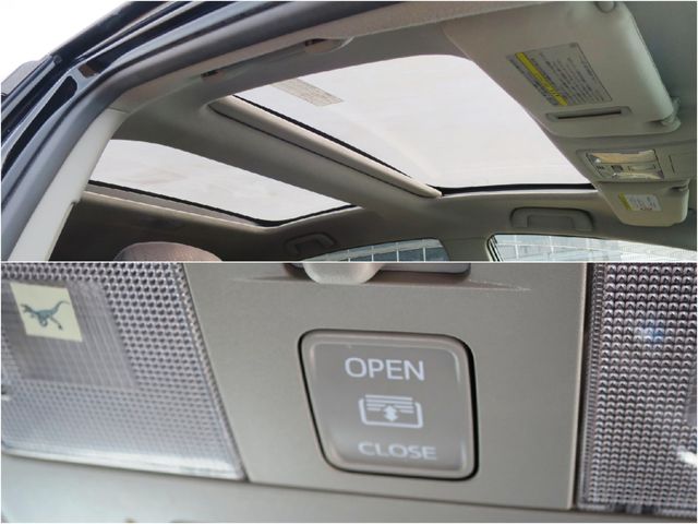 TOYOTA PRIUS ALPHA 2011 Image 31