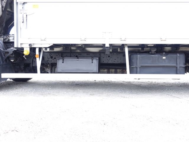 MITSUBISHI FUSOU FIGHTER 2016 Image 31