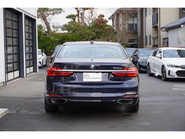 BMW 7SERIES 2018 Image 31
