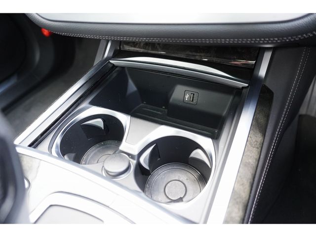 BMW 7SERIES 2018 Image 31