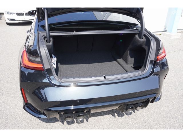 BMW M3 SEDAN 2024 Image 31