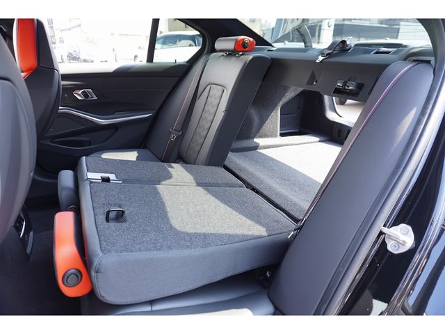 BMW M3 SEDAN 2024 Image 31