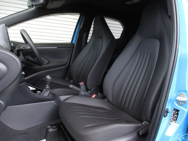 TOYOTA YARIS 2021 Image 31