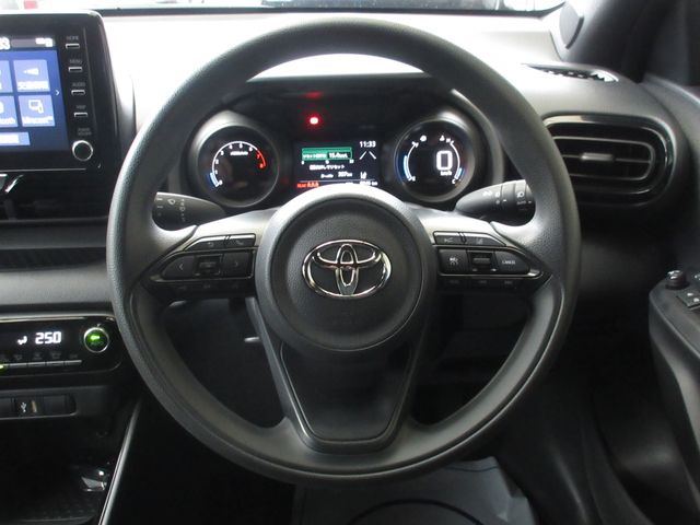 TOYOTA YARIS 2021 Image 31