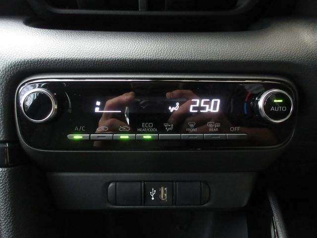 TOYOTA YARIS 2021 Image 31