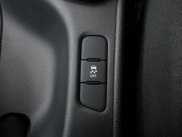 TOYOTA YARIS 2021 Image 31