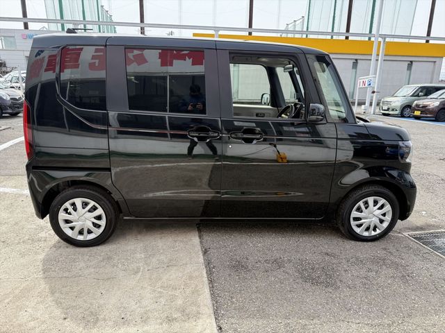 HONDA N BOX 2025 Image 31