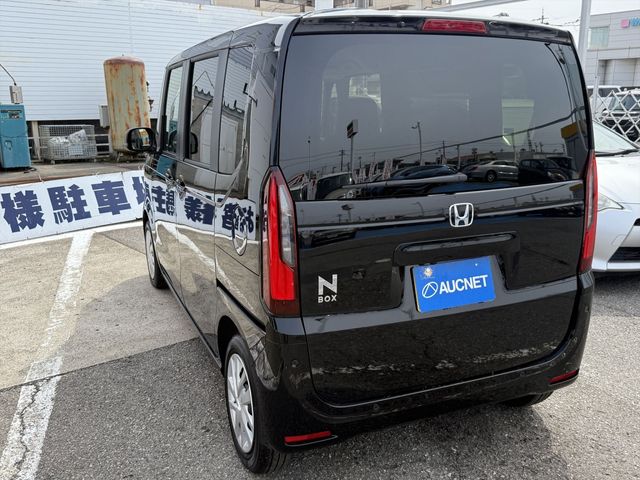 HONDA N BOX 2025 Image 31