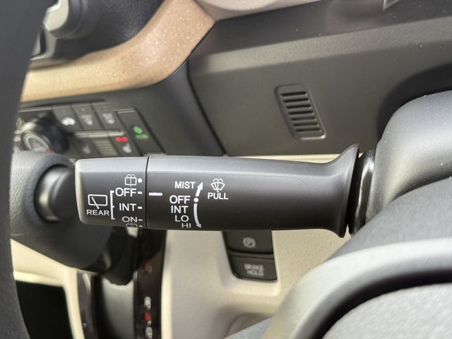 HONDA N BOX 2025 Image 31