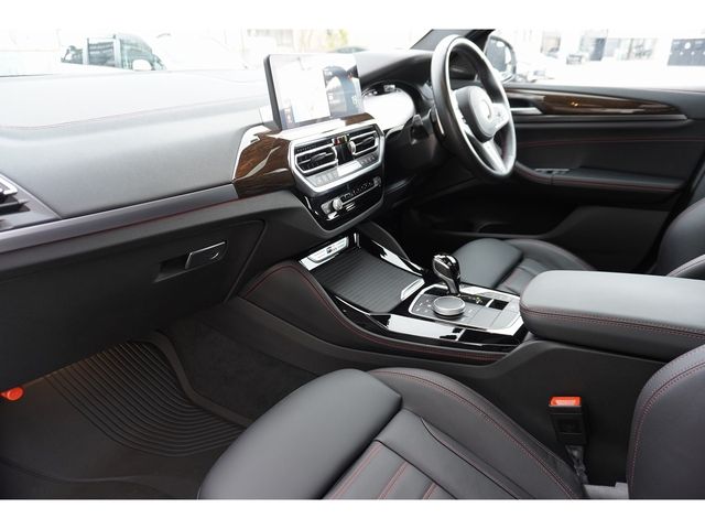 BMW X4 2023 Image 31