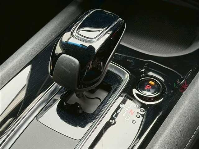 HONDA VEZEL HYBRID 2018 Image 31