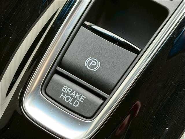 HONDA VEZEL HYBRID 2018 Image 31