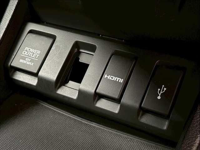 HONDA VEZEL HYBRID 2018 Image 31