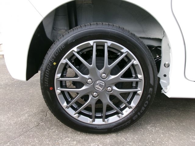 HONDA N BOX CUSTOM 4WD 2026 Image 31