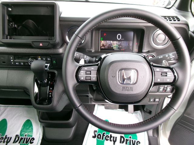 HONDA N BOX CUSTOM 4WD 2026 Image 31