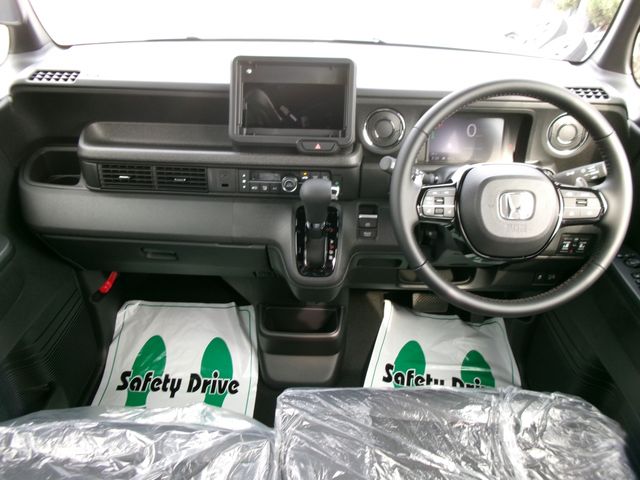 HONDA N BOX CUSTOM 4WD 2026 Image 31