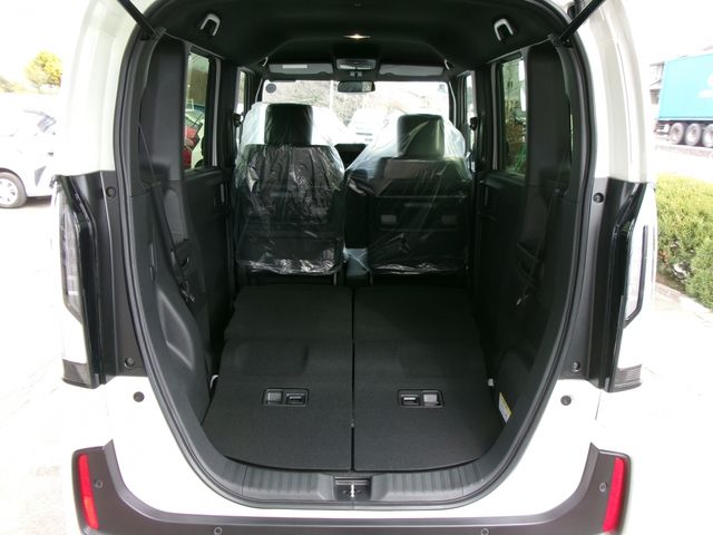 HONDA N BOX CUSTOM 4WD 2026 Image 31