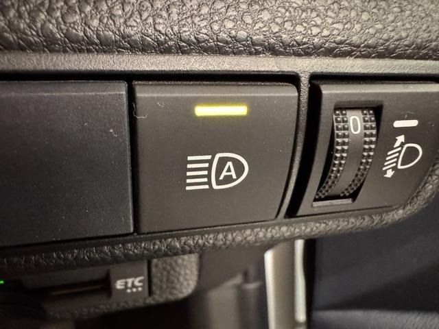 TOYOTA COROLLA TOURING HYBR 2020 Image 31