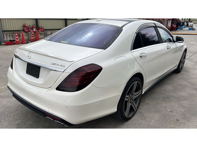 MERCEDES BENZ S CLAS 2014 Image 31