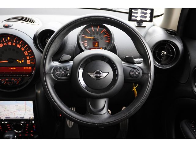BMW MINI COOPER SD C 2016 Image 31