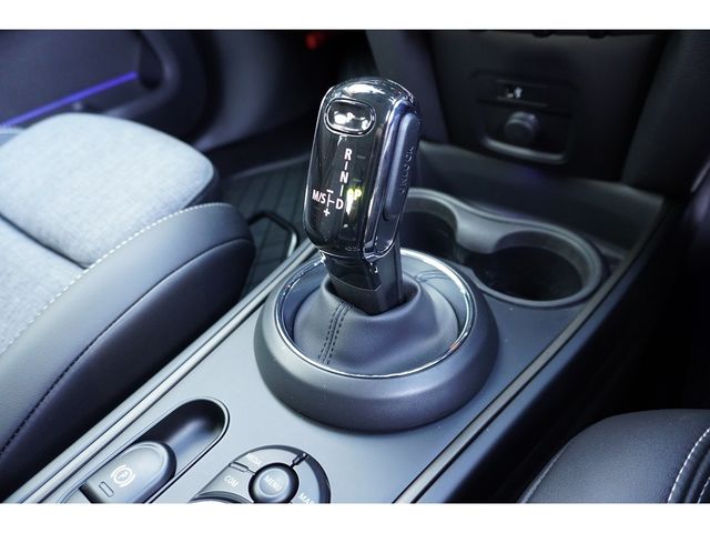 BMW MINI COOPER D CROSSO 2023 Image 31