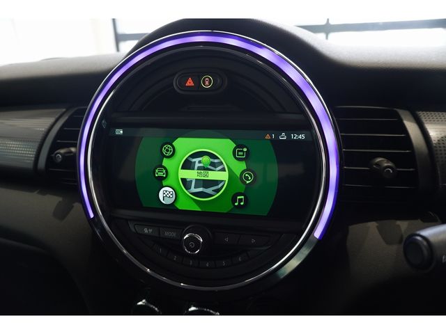 BMW MINI COOPER D 5DOOR 2019 Image 31