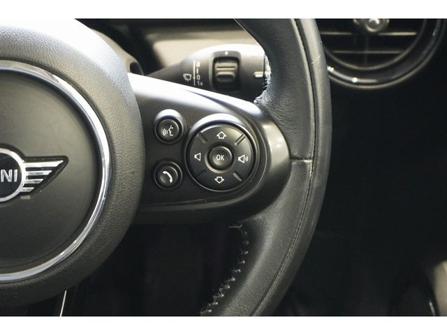 BMW MINI COOPER D 5DOOR 2019 Image 31