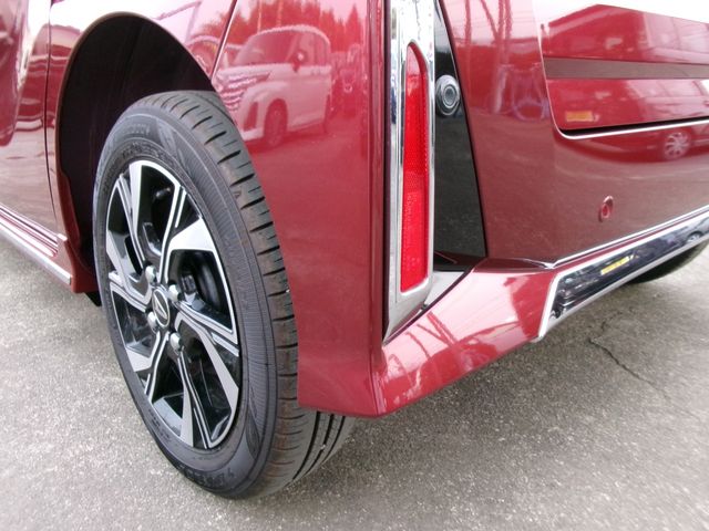 DAIHATSU TANTO CUSTOM 2024 Image 31