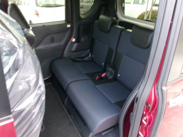 DAIHATSU TANTO CUSTOM 2024 Image 31