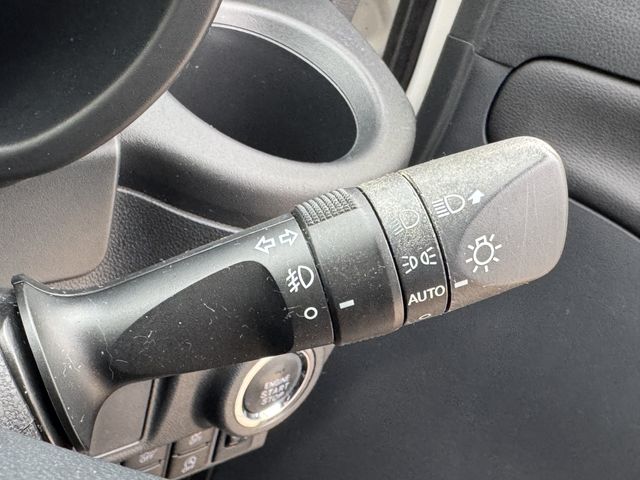 DAIHATSU CAST ACTIVA 2017 Image 31