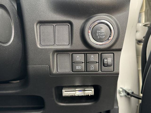 DAIHATSU CAST ACTIVA 2017 Image 31