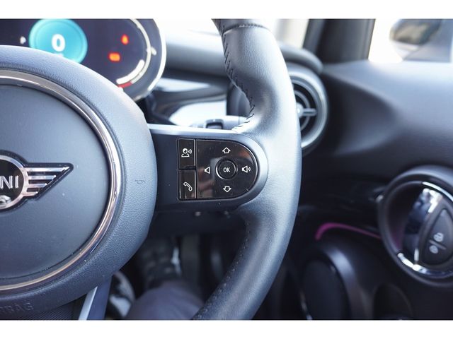 BMW MINI COOPER 5DOOR 2023 Image 31