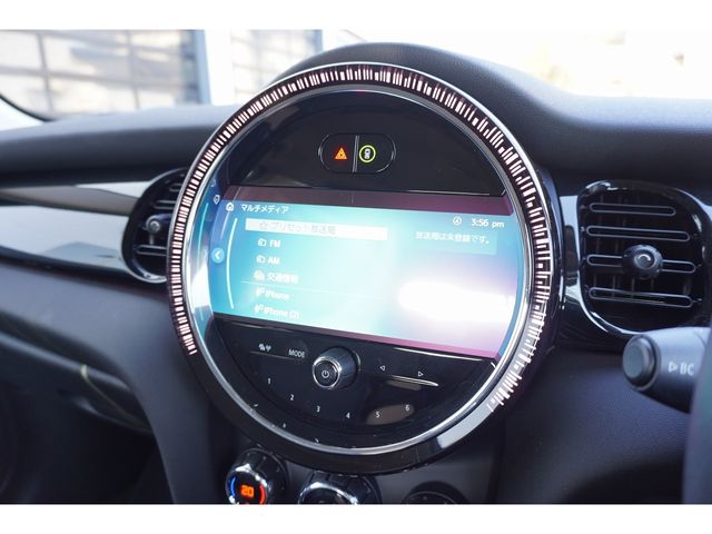 BMW MINI COOPER 5DOOR 2023 Image 31